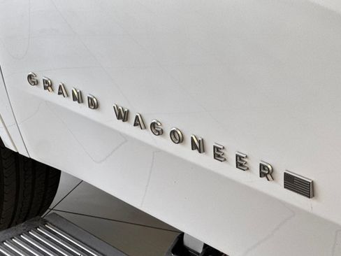 Used 2024 Jeep Grand Wagoneer L Series II w/ Quick Order Packagew 28T AWD/4WD image 29