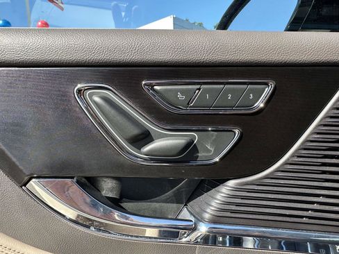 Used 2022 Lincoln Corsair Standard w/ Equipment Group 101A image 29