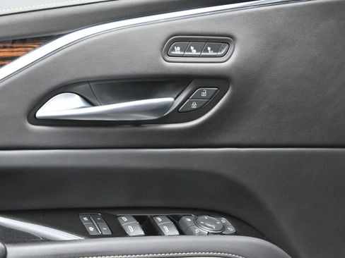 Certified 2023 Cadillac Escalade ESV Premium Luxury image 14