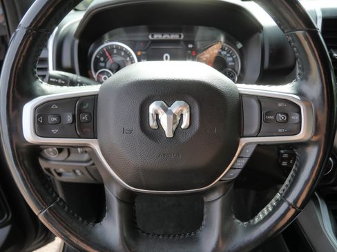 Used 2022 RAM 1500 Big Horn AWD/4WD image 26