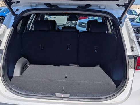 Used 2023 Hyundai Santa Fe SEL Premium image 7