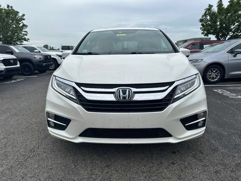 Used 2018 Honda Odyssey Touring image 2