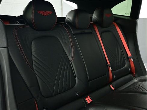 Used 2021 Aston Martin DBX image 24
