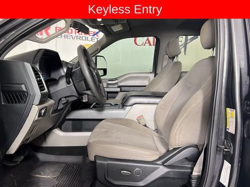 Used 2018 Ford F250 XLT w/ XLT Premium Package AWD/4WD image 10