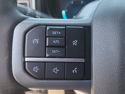 New 2025 Ford F350 Lariat w/ Black Appearance Package image 15