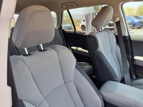 Used 2023 Subaru Outback Premium AWD/4WD image 19