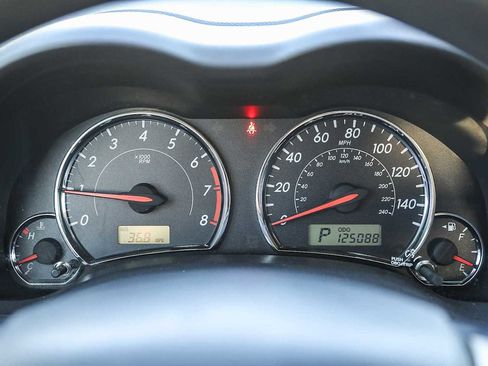 Used 2012 Toyota Corolla S image 22