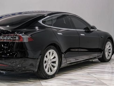 Used 2018 Tesla Model S 75D AWD/4WD image 15
