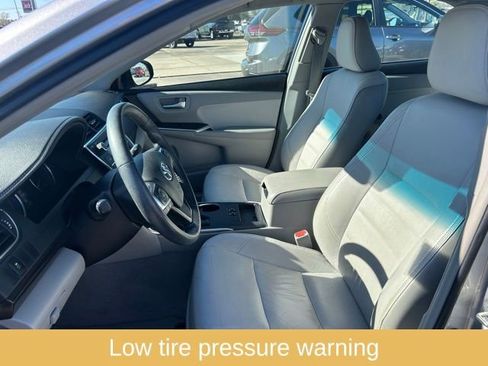 Used 2015 Toyota Camry LE image 13