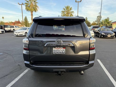 Used 2019 Toyota 4Runner SR5 image 4