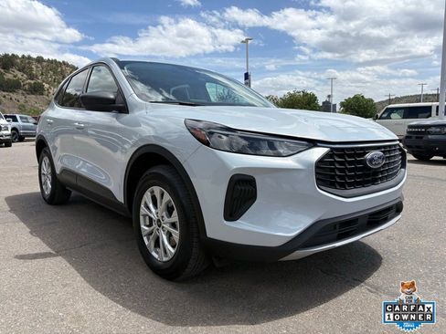 Certified 2025 Ford Escape Active AWD/4WD image 12