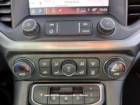 Used 2023 GMC Acadia AT4 w/ Technology Package AWD/4WD image 24