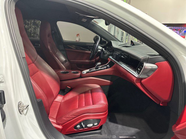 Used 2018 Porsche Panamera 4 AWD/4WD image 54