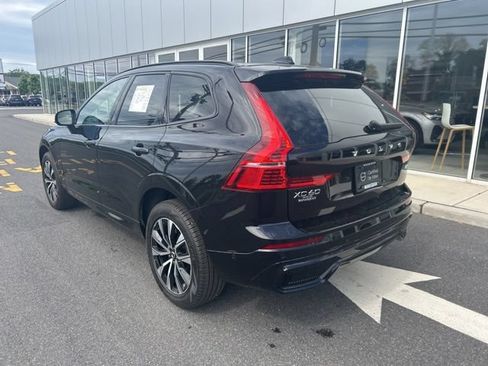 Certified 2025 Volvo XC60 B5 Plus AWD/4WD image 3