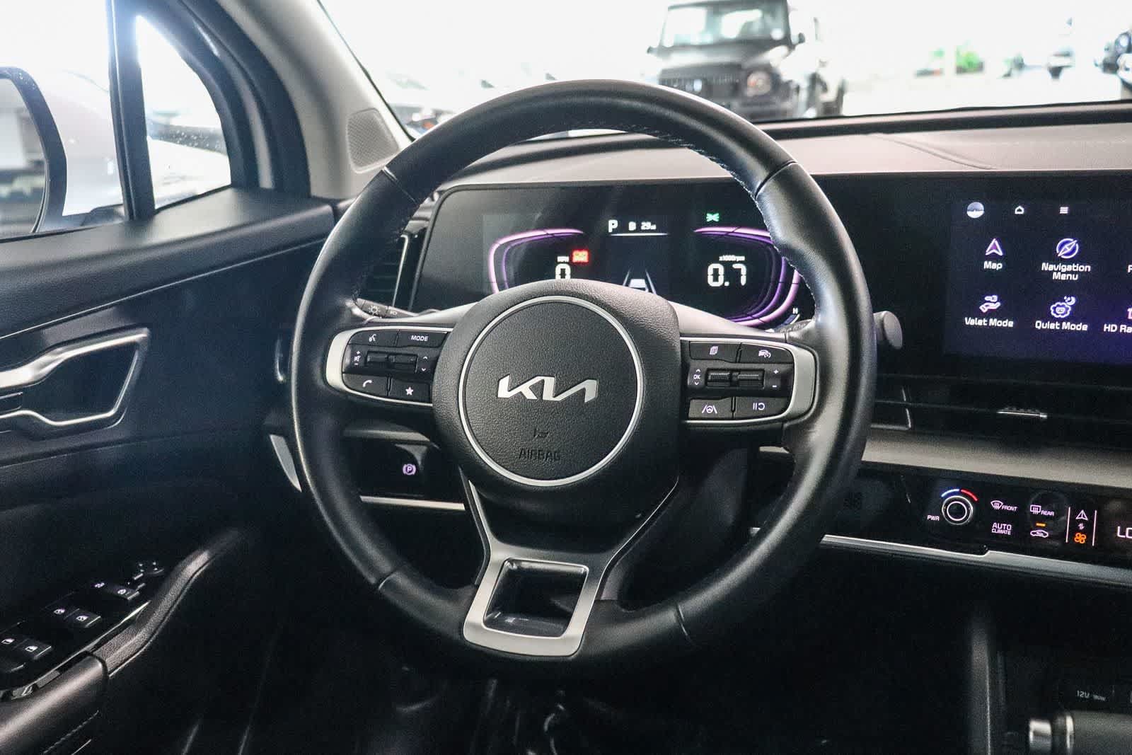 Used 2024 Kia Sportage EX FWD image 15