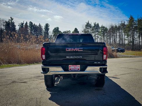 New 2026 GMC Sierra 2500 SLE w/ SLE Value Package; image 4