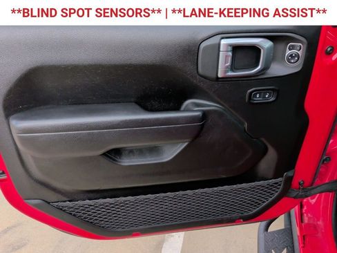 Used 2024 Jeep Gladiator Sport image 11