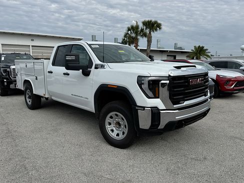 New 2025 GMC Sierra 3500 Pro w/ Convenience Package image 2