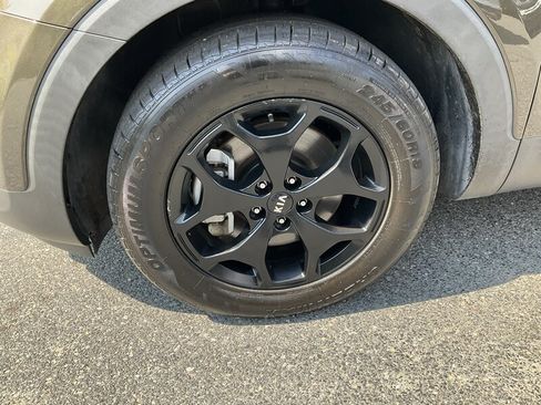 Used 2020 Kia Telluride EX AWD/4WD image 8