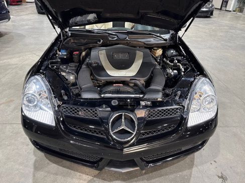 Used 2009 Mercedes-Benz SLK 300 image 15