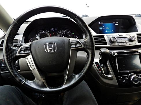 Used 2015 Honda Odyssey EX-L image 17