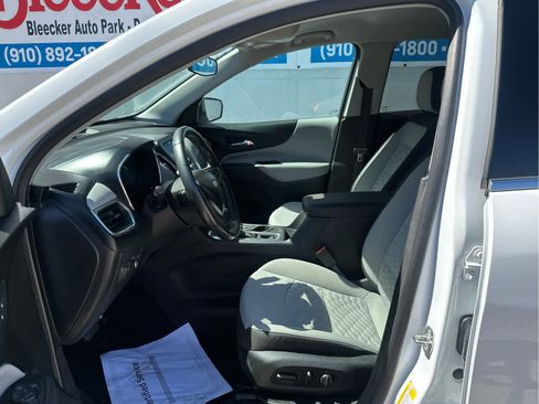 Used 2020 Chevrolet Equinox LT image 25