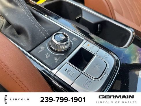 Used 2025 Kia Telluride SX Prestige X-Line AWD/4WD image 17