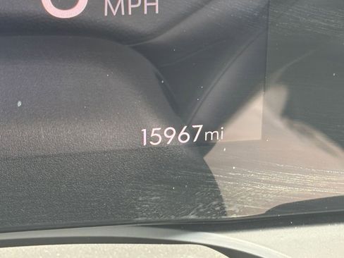 Used 2025 Buick Envista Sport Touring image 41