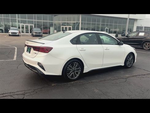 Used 2024 Kia Forte GT-Line w/ GT-Line Premium Package FWD image 8
