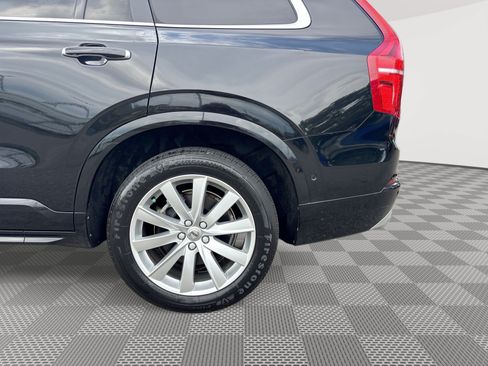 Used 2018 Volvo XC90 T6 Momentum w/ Convenience Package AWD/4WD image 29