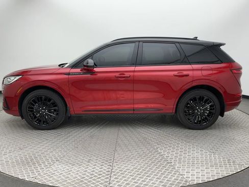 Used 2023 Lincoln Corsair Reserve w/ Equipment Group 202A image 5