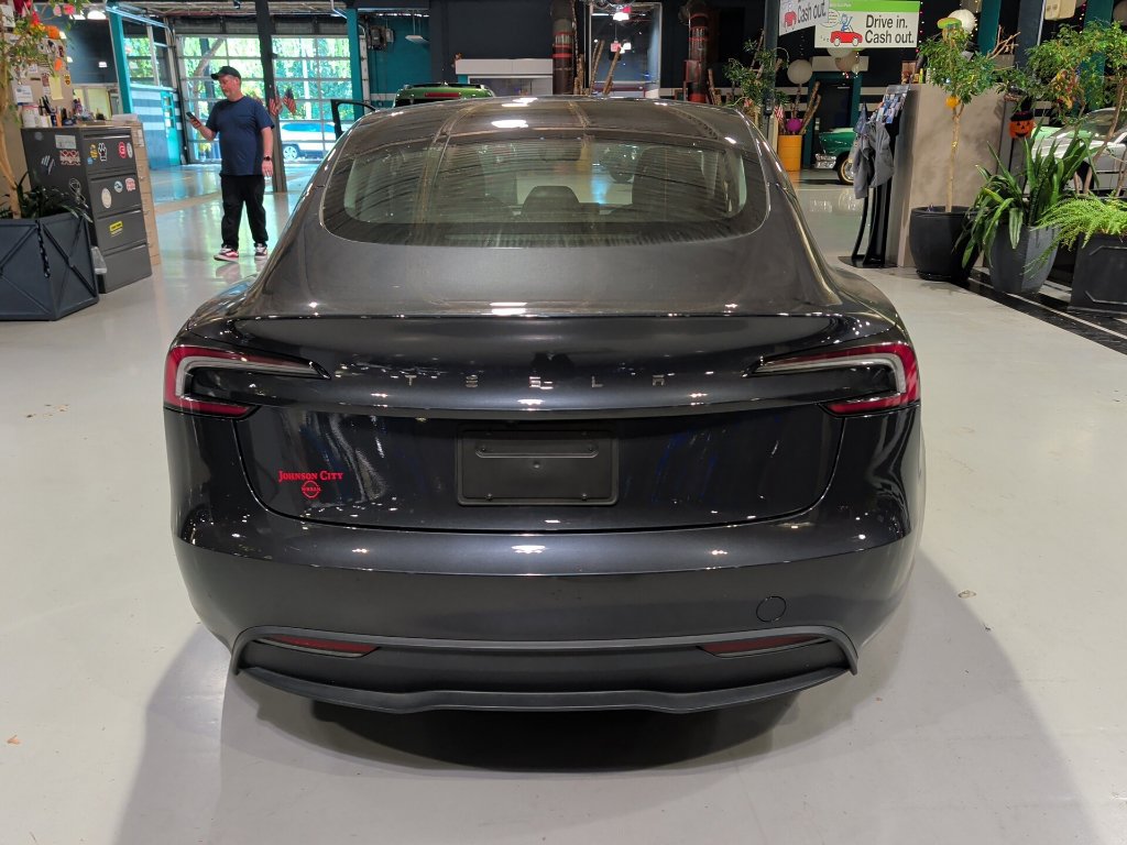 Used 2025 Tesla Model 3 Long Range RWD image 11