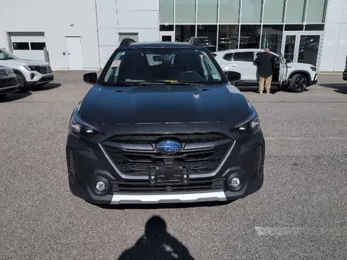 Used 2023 Subaru Outback Limited image 8