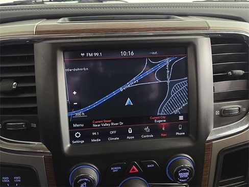 Used 2018 RAM 2500 Laramie image 17