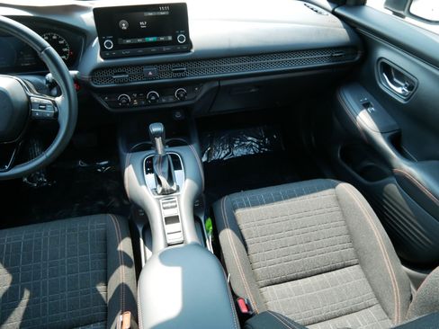 Certified 2024 Honda HR-V Sport image 11