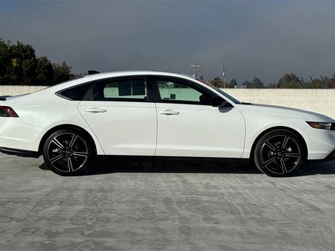 Certified 2025 Honda Accord Sport image 2