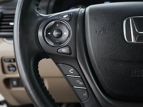 Used 2017 Honda Pilot EX-L image 27