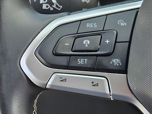 Certified 2022 Volkswagen Taos S w/ IQ Drive S Package FWD image 22