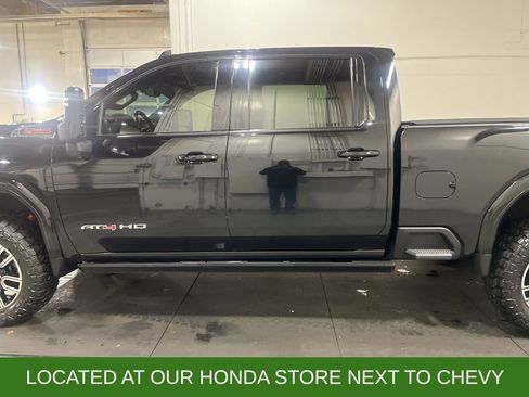 Used 2023 GMC Sierra 3500 AT4 w/ AT4 Premium Plus Package image 4