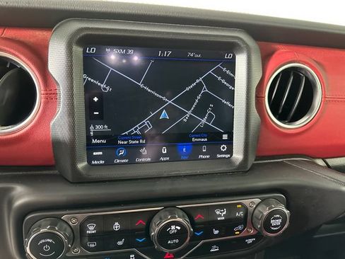 Used 2023 Jeep Wrangler Unlimited Rubicon 4xe AWD/4WD image 10