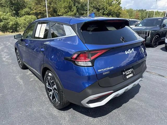 Certified 2023 Kia Sportage EX FWD image 5