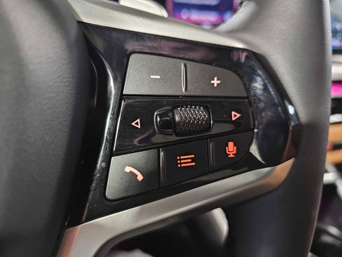 Used 2025 BMW 330i xDrive Sedan w/ M Sport Package image 18