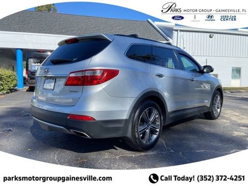 Used 2016 Hyundai Santa Fe Limited FWD image 4
