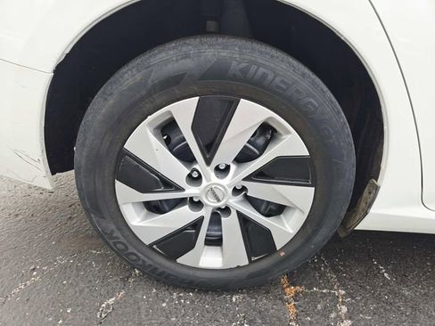 Used 2022 Nissan Altima 2.5 S FWD image 12