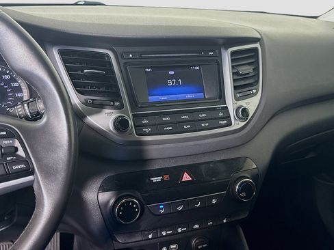 Used 2016 Hyundai Tucson Sport image 18