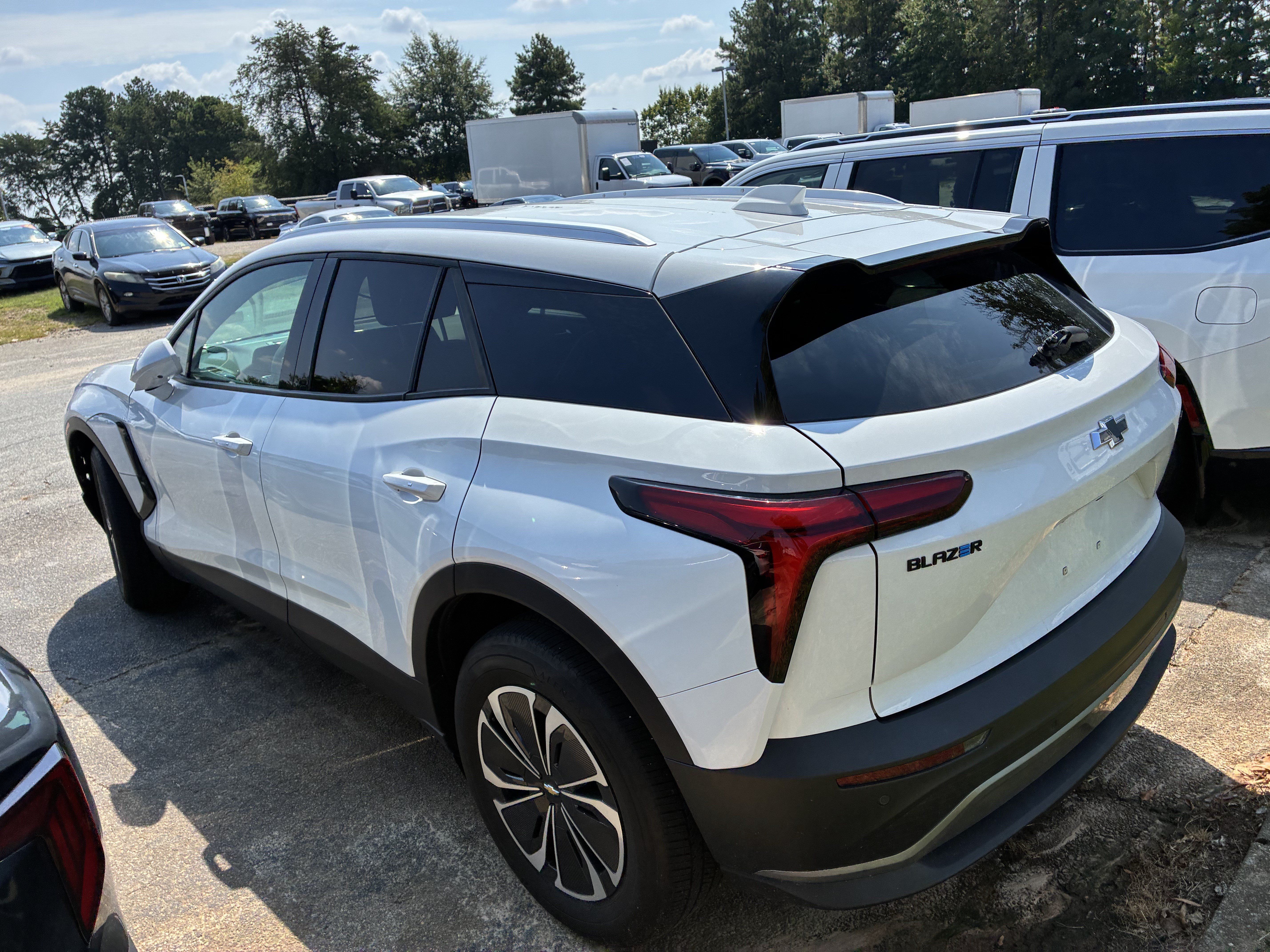 Used 2024 Chevrolet Blazer EV LT AWD/4WD image 6