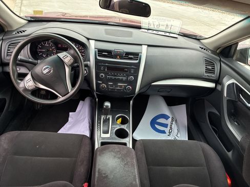 Used 2013 Nissan Altima 2.5 S FWD image 11