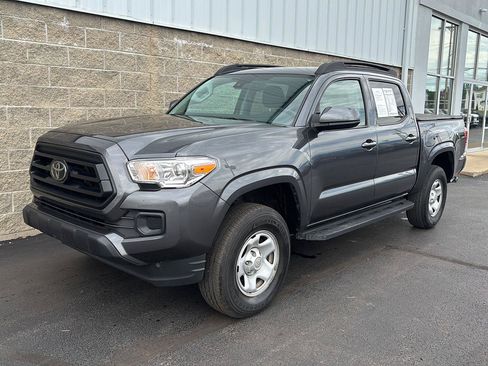 Used 2023 Toyota Tacoma SR AWD/4WD image 35