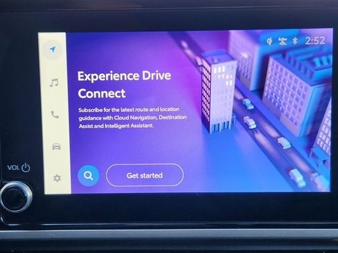 Used 2025 Toyota Camry XLE image 15