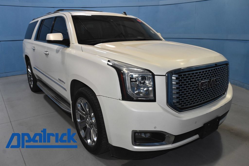 Used 2015 GMC Yukon XL Denali w/ Touring Package AWD/4WD image 1